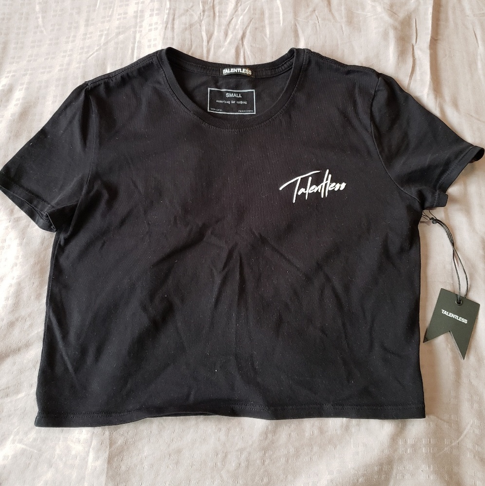 Talentless Script Ex Bf Black crop tee